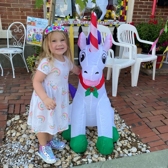 Meet Us and Shop With Confidence - Picture 15 of 16